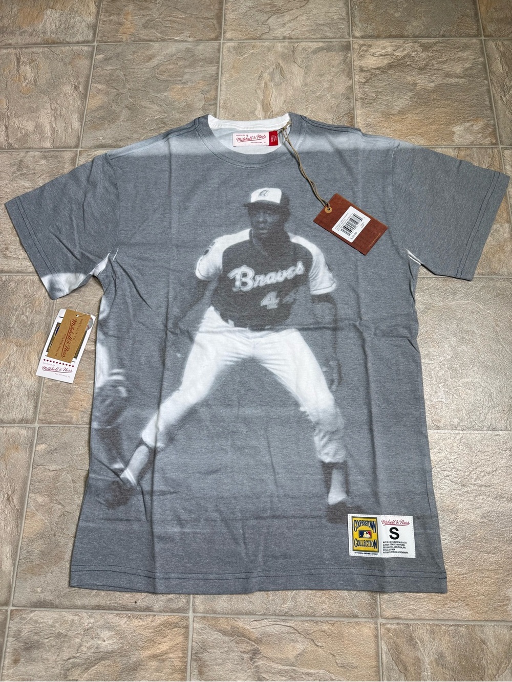 Atlanta Braves Hank Aaron Sublimated Mitchell & Ness Tshirt Mens Size Small Gray